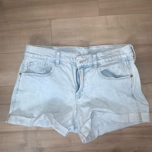 Old Navy size 8 Boyfriend short